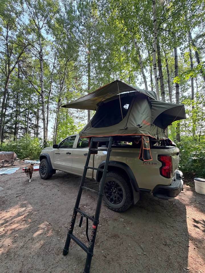 Roam Vagabond Rooftop Tent (photo 1) — photo 1
