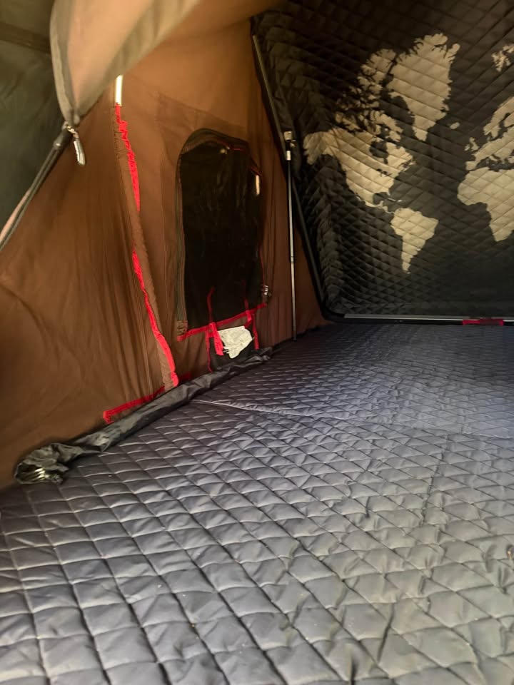Ikamper skycamp 2.0 mini roof top tent in Tujunga, CA (photo 3) — photo 3
