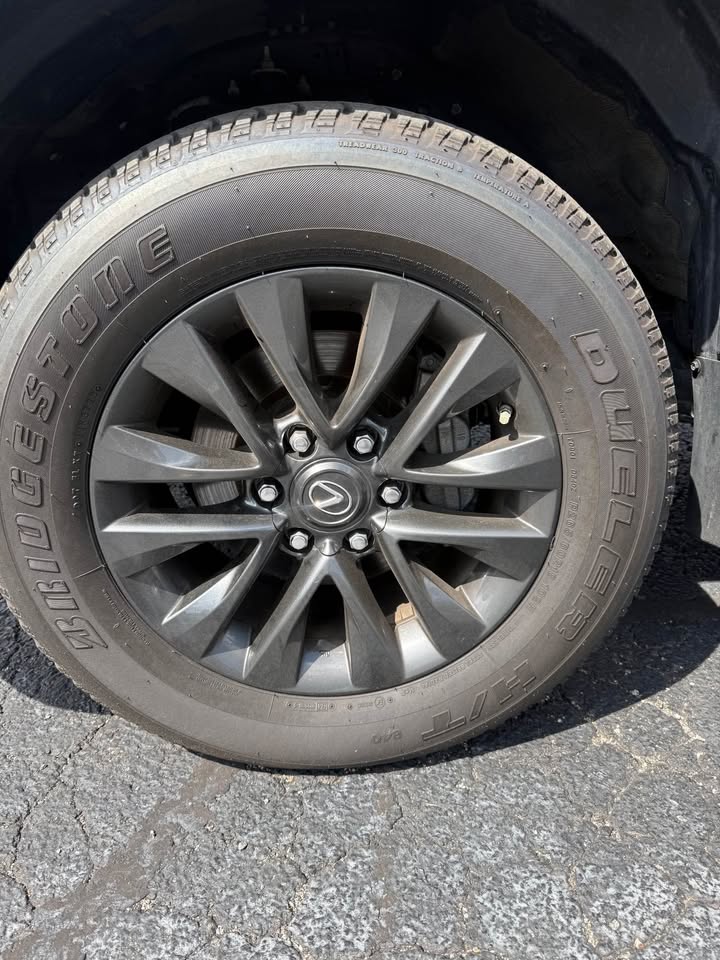 2023 Lexus GX · GX 460 Premium Sport Utility 4D in Lexington, KY (photo 5) — photo 5