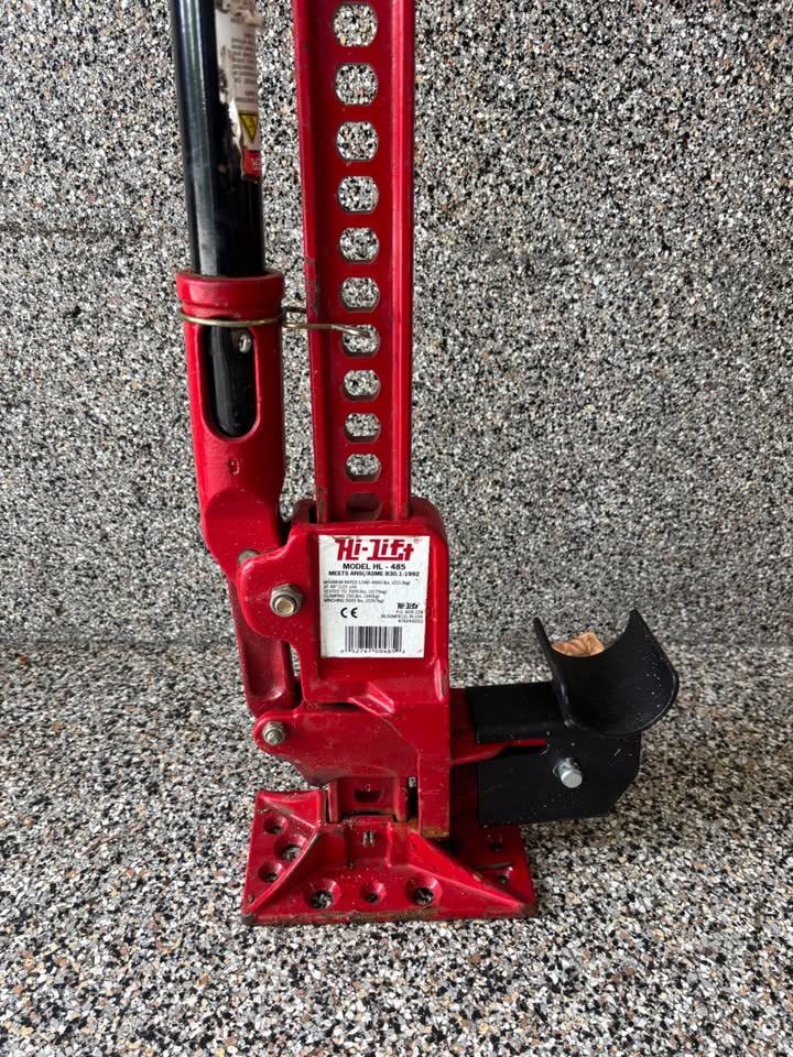 Hi-Lift Jack with Lotus Development rock slider adapter in Issaquah, WA (photo 2) — photo 2