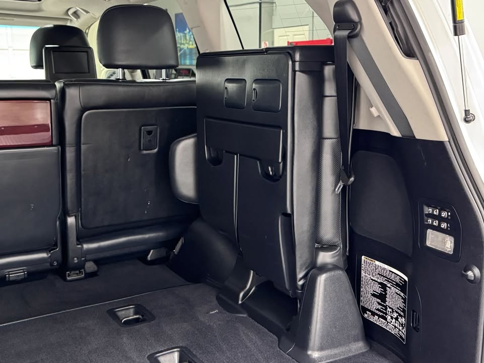 2015 Lexus LX570 in Portland, OR (photo 8) — photo 8