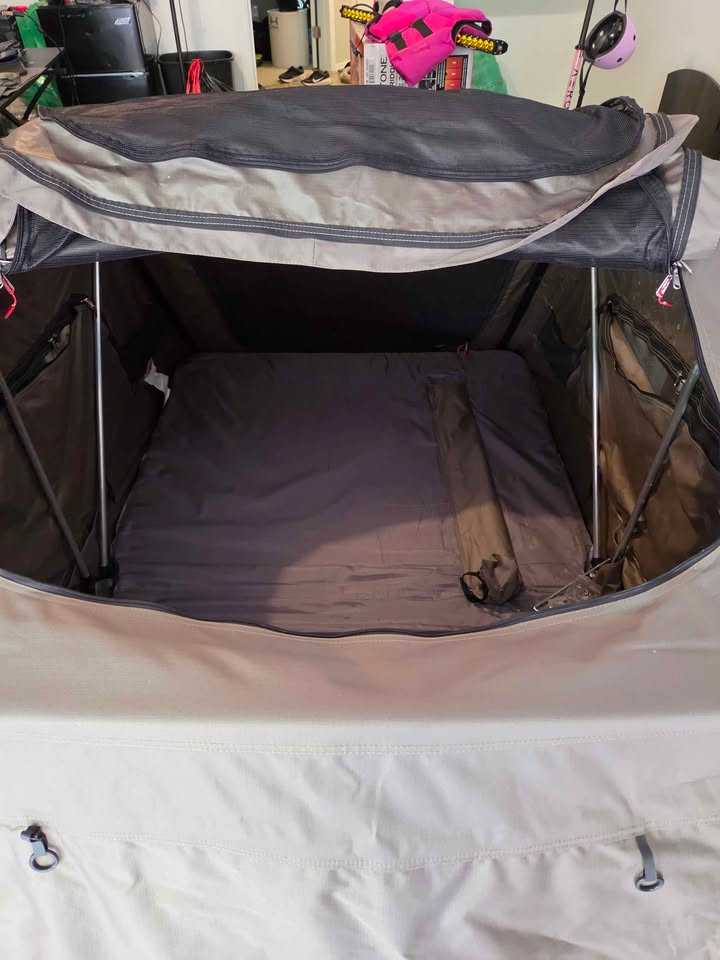 Yakima Skyrise Rooftop Tent in Hillsboro, OR (photo 3) — photo 3