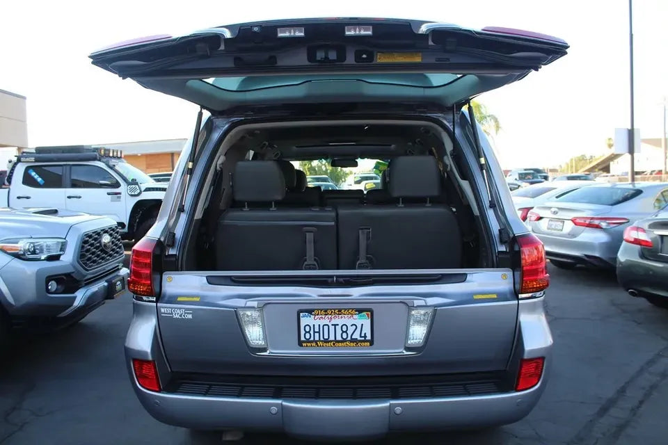 2008 Lexus LX570 in Sacramento, CA (photo 11) — photo 11