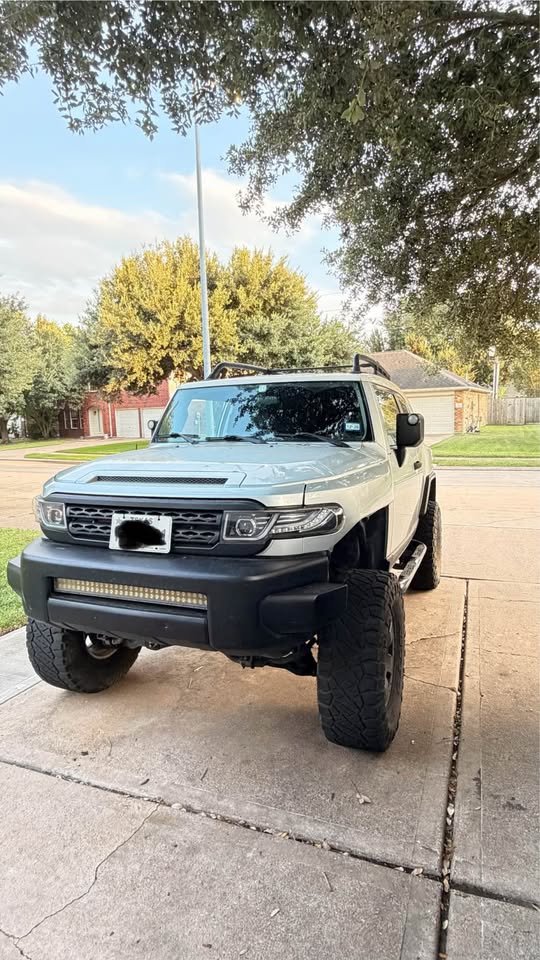 2007 Toyota FJ Cruiser · Sport Utility 2D (photo 2) — photo 2