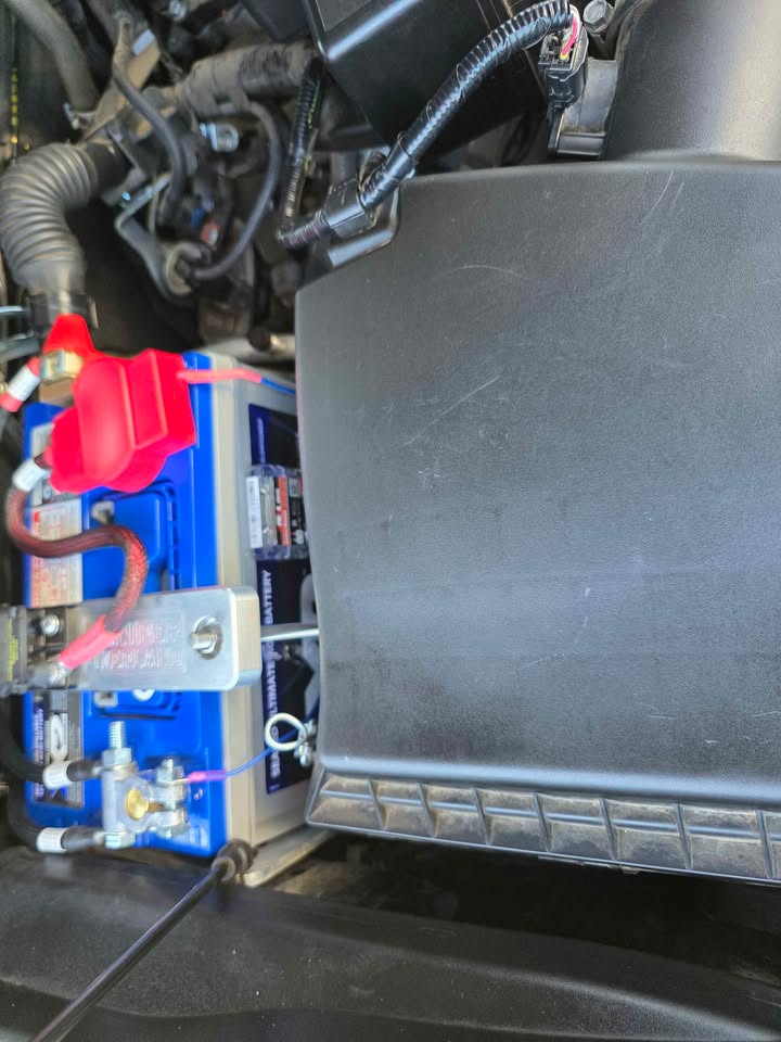 Juniper Overland Dual Battery Kit + Odyssey Battery – 3rd Gen Tacoma | REDARC BCDC1225D in Portland, OR (photo 3) — photo 3