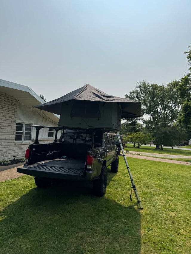 thule Tepui foothill roof top tent — photo 3