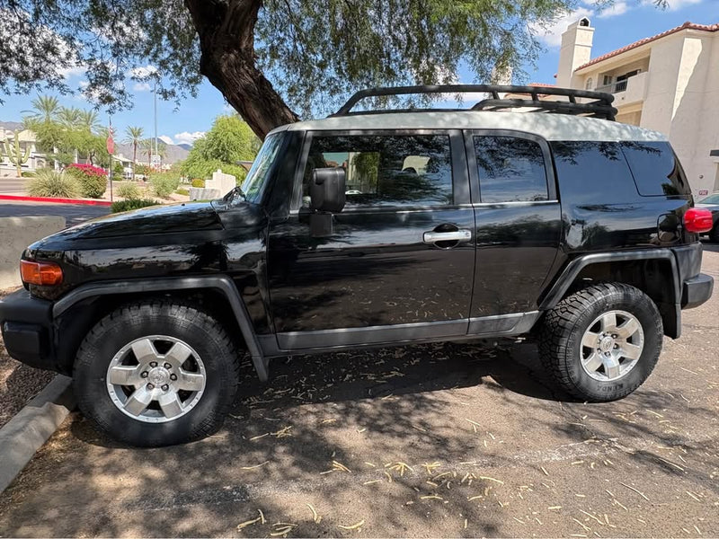 2007 Toyota FJ Cruiser · Sport Utility 2D (photo 2) — photo 2