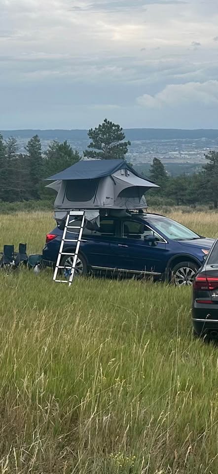 Thule Tepui Ayer Rooftop Tent + Double Boot Bag — photo 3