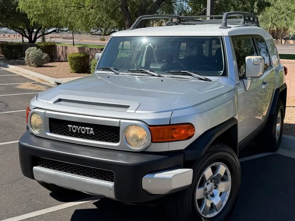 2007 Toyota FJ Cruiser · Sport Utility 2D in Chandler, AZ (photo 2) — photo 2