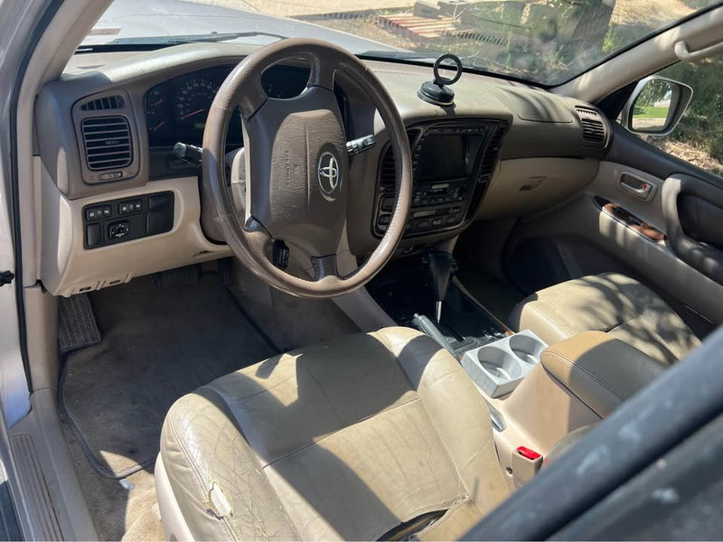 2002 Toyota Landcruiser · Sport Utility 4D (photo 10) — photo 10