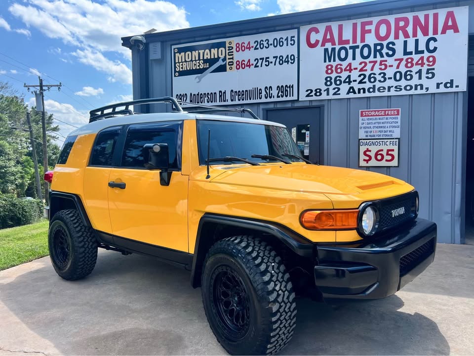 2007 Toyota FJ Cruiser in Greenville, SC (photo 5) — photo 5