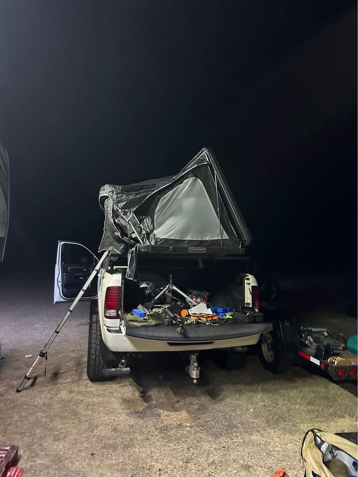 Freespirit Recreation Odyssey V2 Standard Rooftop Tent (photo 2) — photo 2