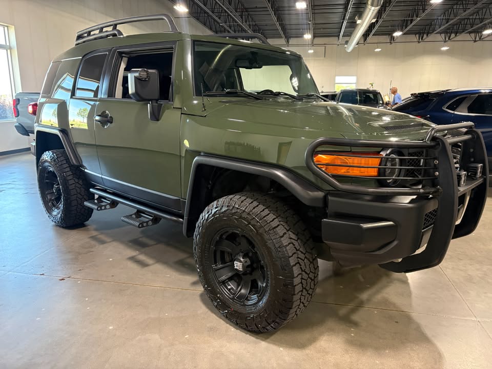 2011 Toyota FJ Cruiser · Trails Team “NSSE” Edition in Englewood, CO (photo 6) — photo 6