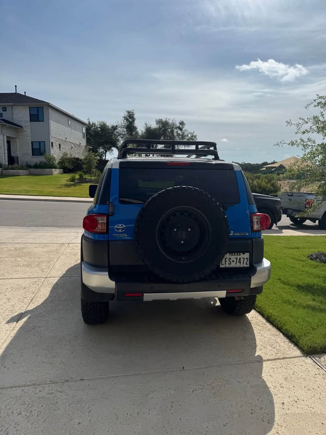 2008 Toyota FJ Cruiser · Sport Utility 2D — photo 3
