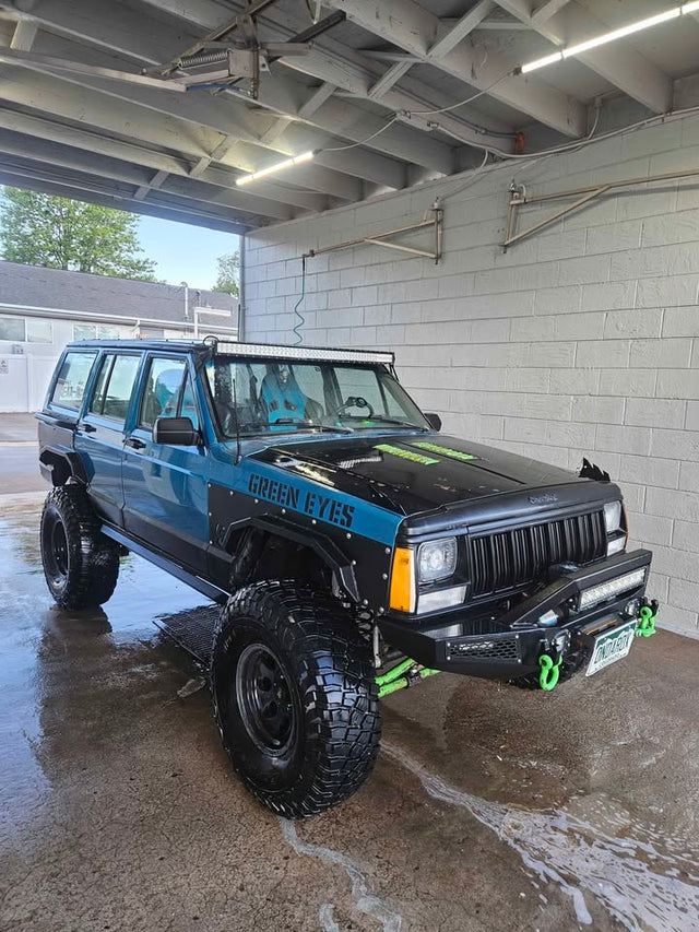 1993 Jeep Cherokee · Sport 4D — photo 2