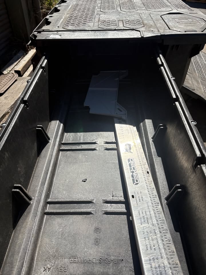 Decked Drawer System for Pick ups or vans in Santa Cruz, CA (photo 3)