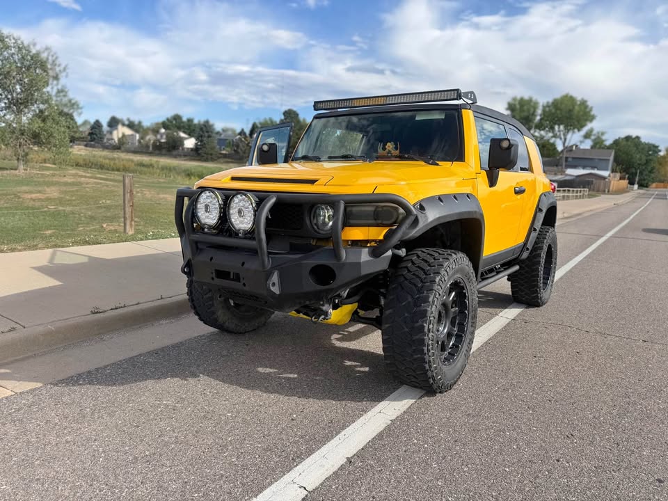 2007 Toyota FJ Cruiser in Aurora, CO (photo 1)