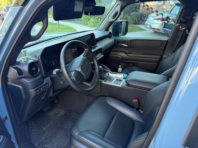 2025 Toyota Land Cruiser — photo 3