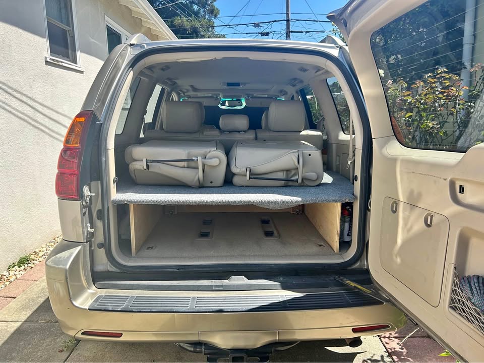 2004 Lexus GX · GX 470 Sport Utility 4D in Hayward, CA (photo 1)