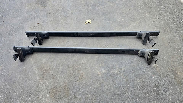 Yakima roof rack in Livingston, NJ (photo 1)