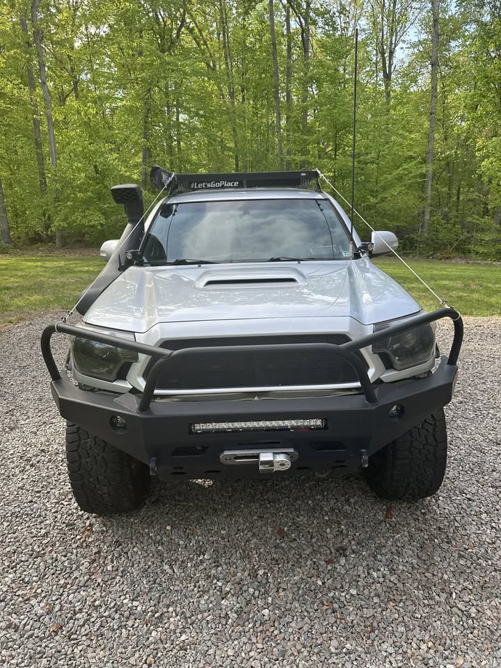 2012 Toyota Tacoma (photo 3) — photo 3
