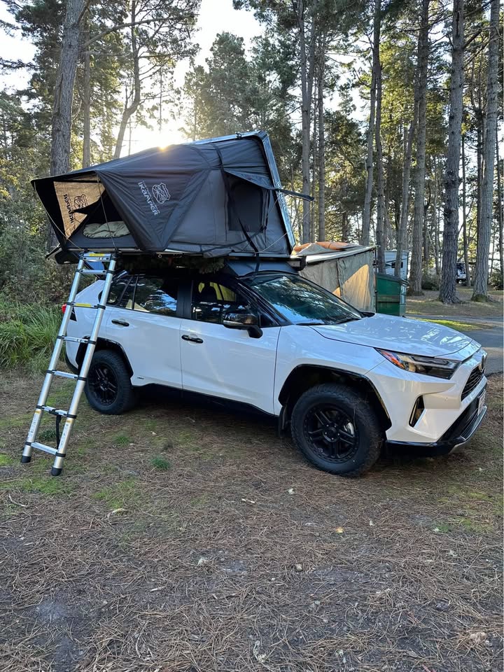 iKamper Skycamp Mini 3.0 + Insulation Liner + Bracket Locks in Hawthorne, CA (photo 3) — photo 3