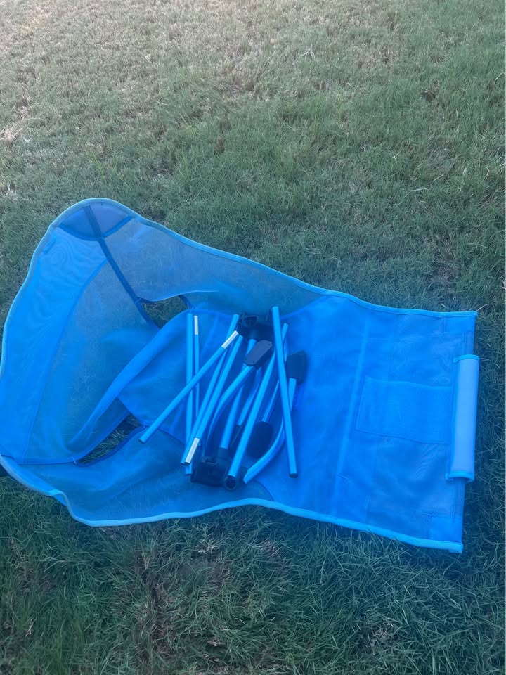 Helinox beach recreation chair with carry bag and large umbrella -Great for beach volleyball players in Argyle, TX (photo 5) — photo 5