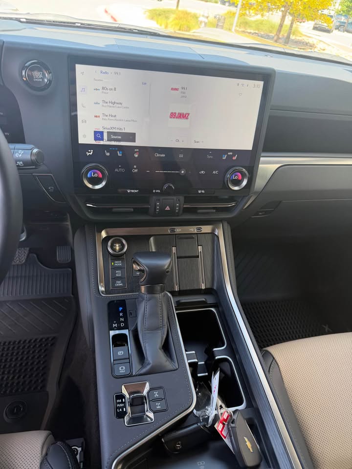 2025 Lexus GX · 550 in Austin, TX (photo 12) — photo 12