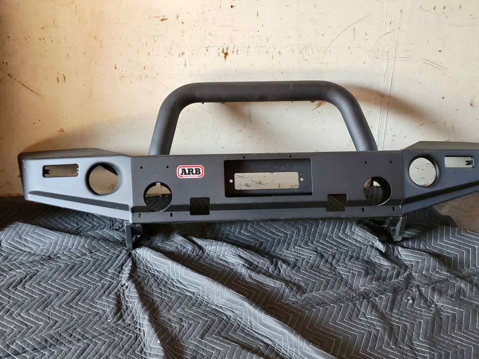 Jeep JKU 2011 -2018 ARB Front Bumper Bull Bar in Denver, CO (photo 1)