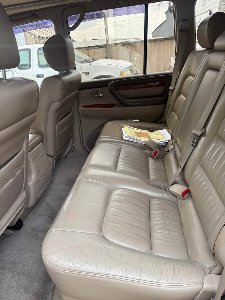 2000 Lexus LX · LX 470 Sport Utility 4D in Nampa, ID (photo 6) — photo 6