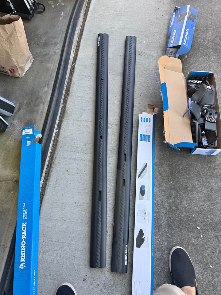 Rhino Rack Vortex 1500mm complete roof rack set in Carson City, NV (photo 1)