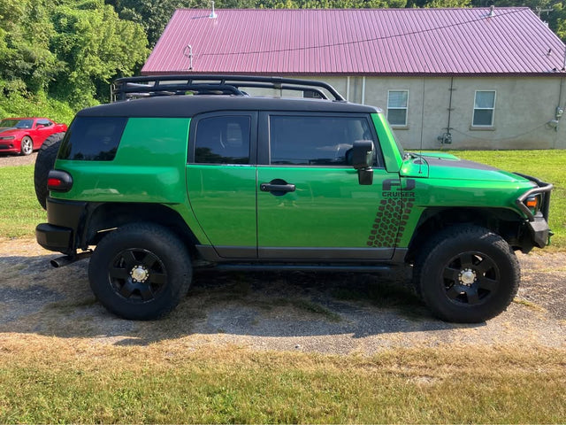 2007 Toyota FJ Cruiser · Sport Utility 2D — photo 3