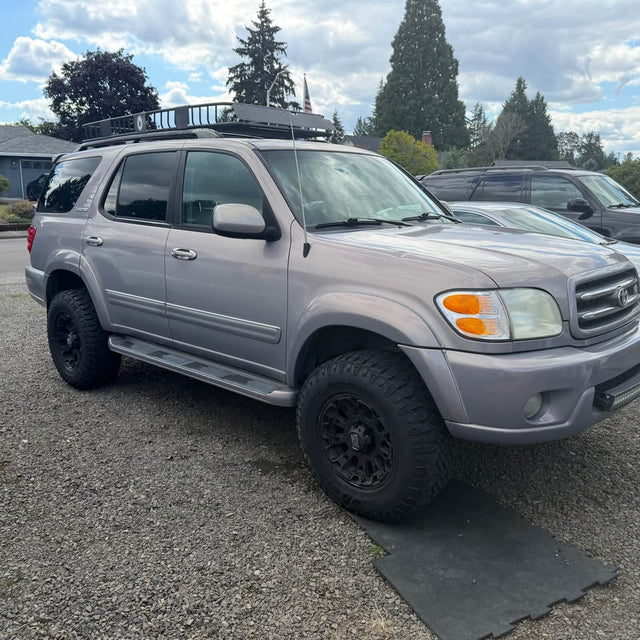 2002 Toyota Sequoia · Limited Sport Utility 4D — photo 2