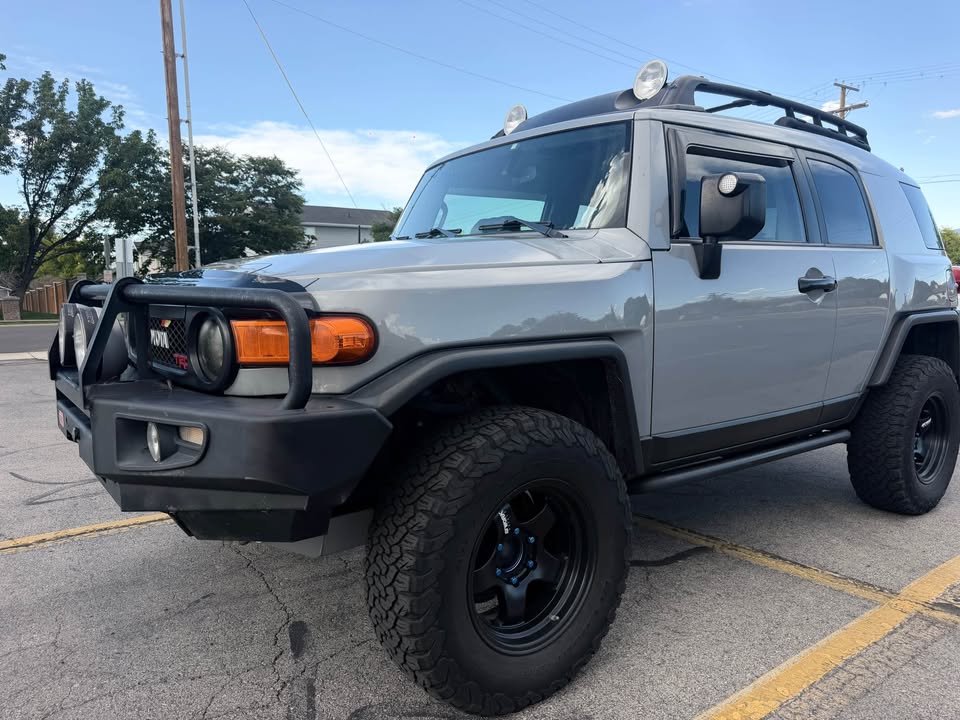 2013 Toyota FJ Cruiser Trail Teams - 4x4 in Taylorsville, UT (photo 5) — photo 5