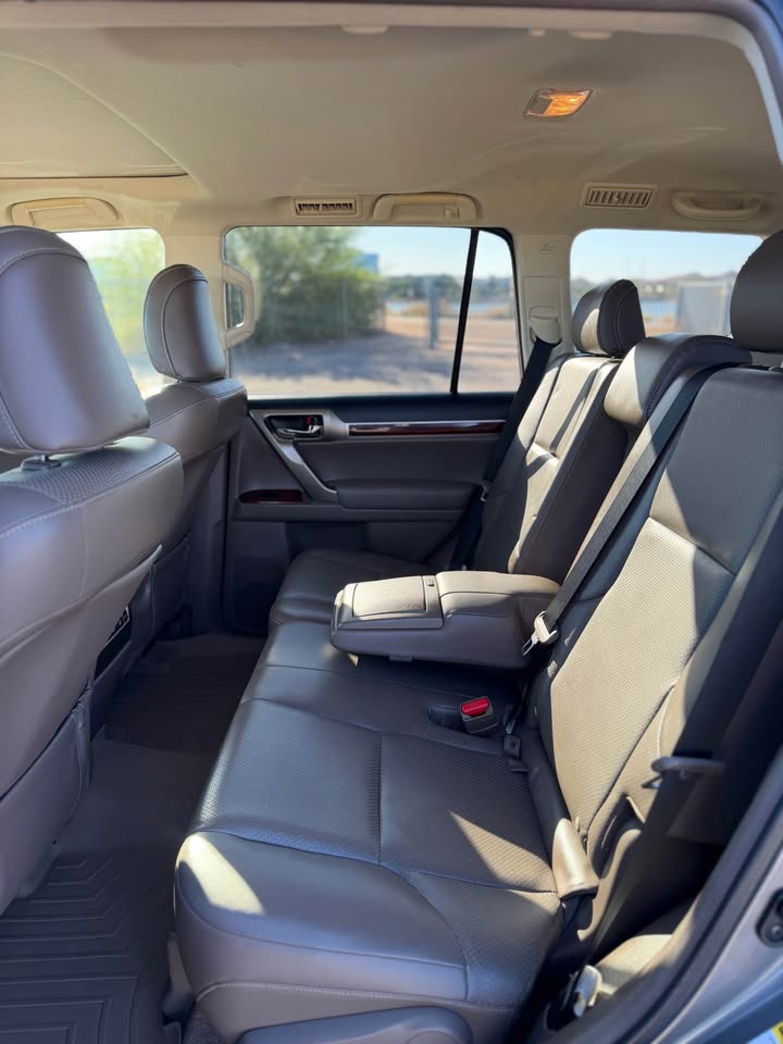 2010 Lexus GX · GX 460 Premium Sport Utility 4D in Tempe, AZ (photo 9) — photo 9