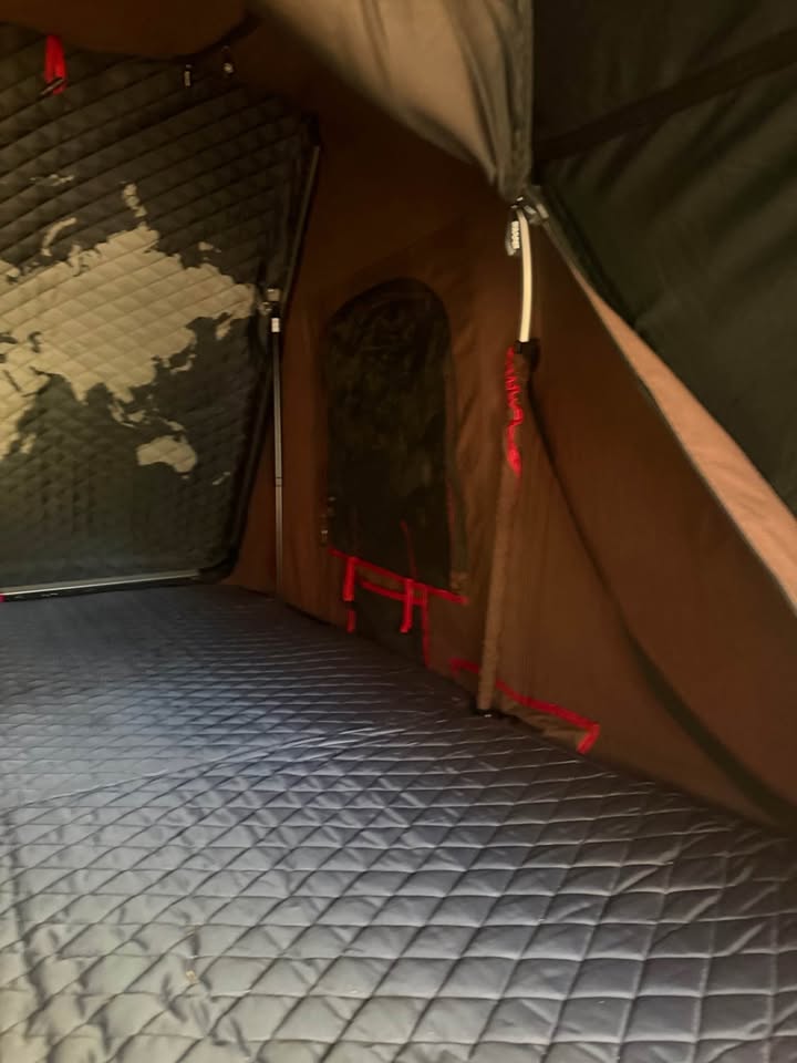 Ikamper skycamp 2.0 mini roof top tent in Tujunga, CA (photo 4) — photo 4