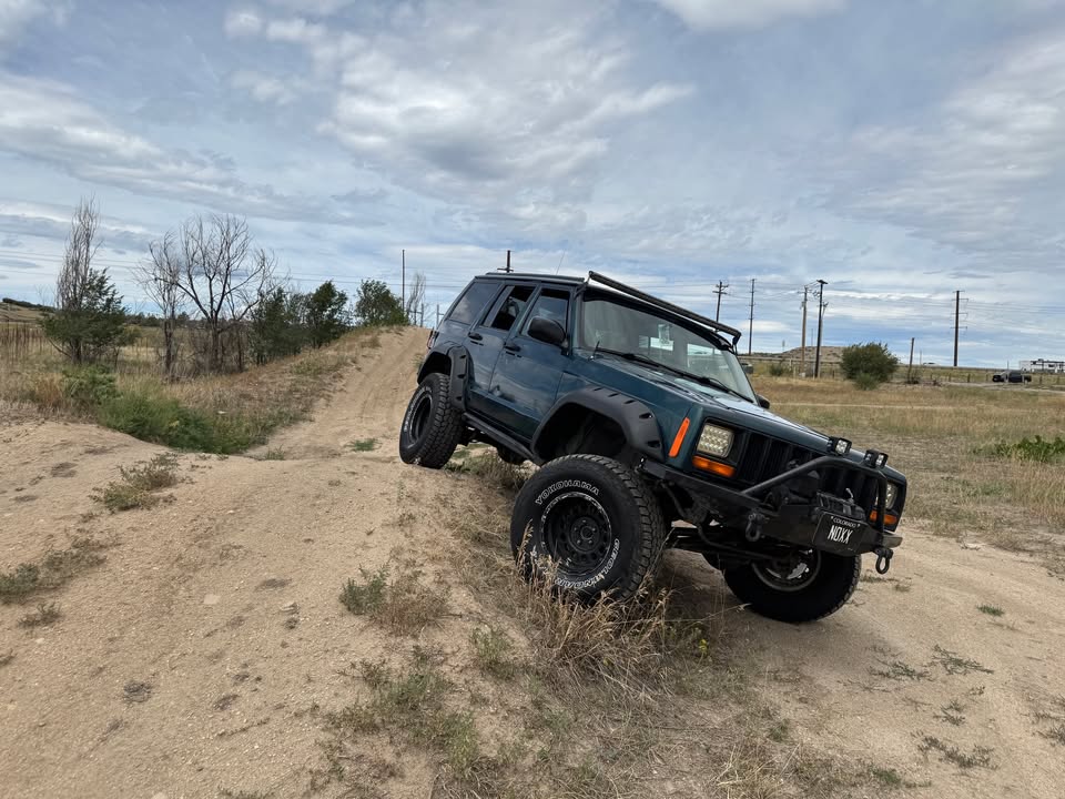 1998 Jeep Cherokee · Country Sport Utility 4D in Castle Rock, CO (photo 3) — photo 3