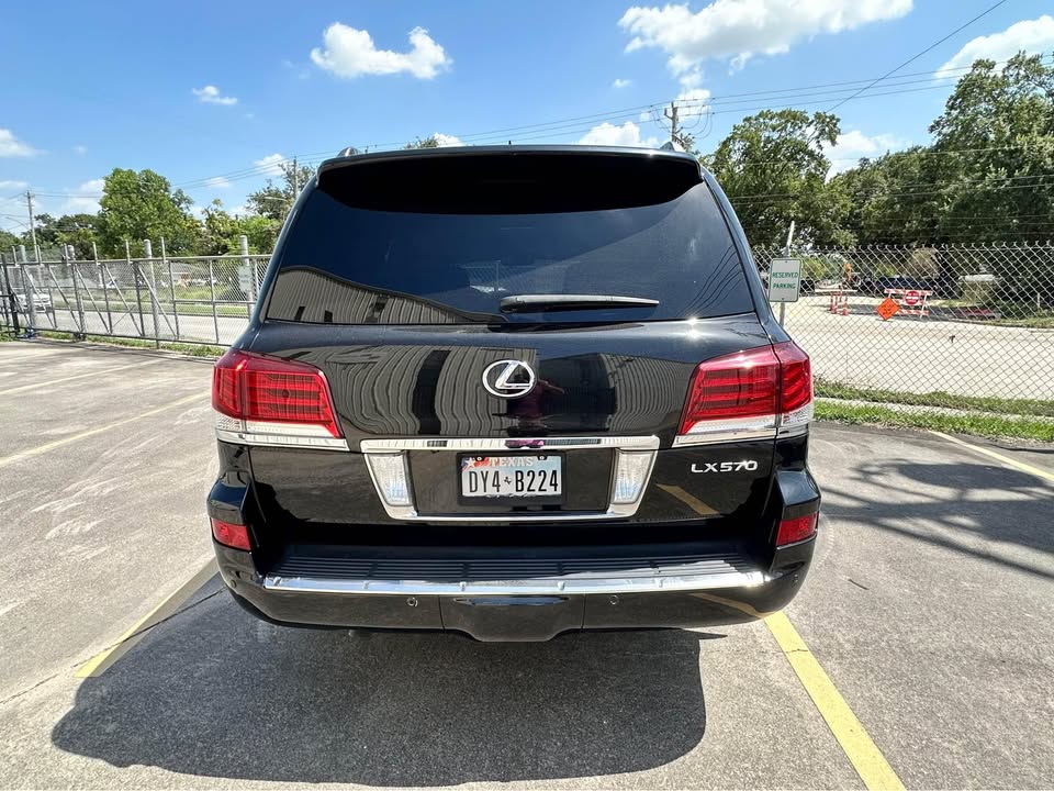 2013 Lexus LX · LX 570 Sport Utility 4D in Houston, TX (photo 3) — photo 3