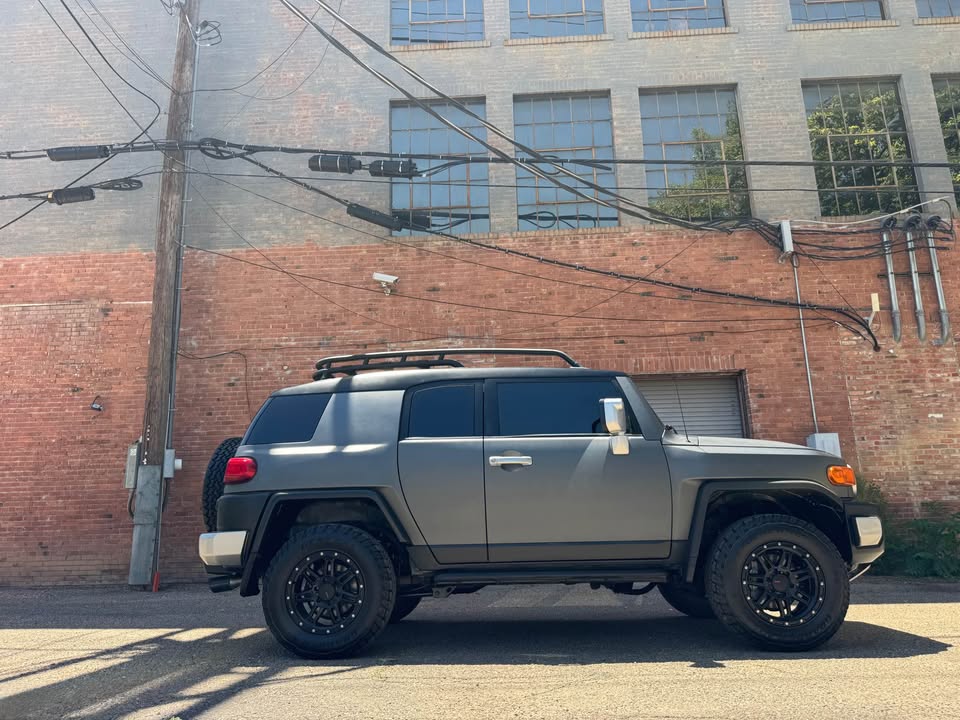 2007 Toyota FJ Cruiser Extreme Adventure 4WD in Denver, CO (photo 6) — photo 6
