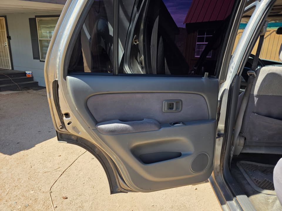 2002 Toyota 4Runner · SR5 Sport Utility 4D in Phoenix, AZ (photo 9) — photo 9
