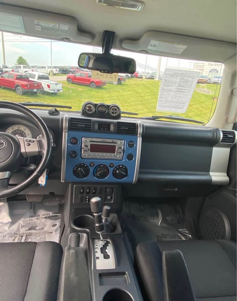 2011 Toyota FJ Cruiser · Sport Utility 2D in Morehead, KY (photo 12) — photo 12