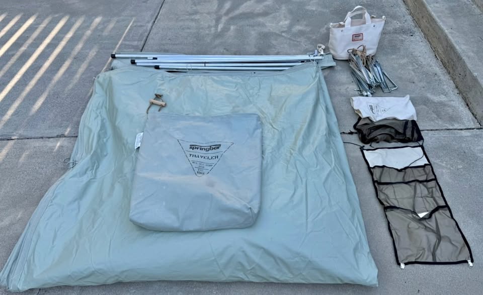 Springbar Traveler Tent + Accessories – Pearl Gray – Excellent Condition in Bellevue, WA (photo 1) — photo 1