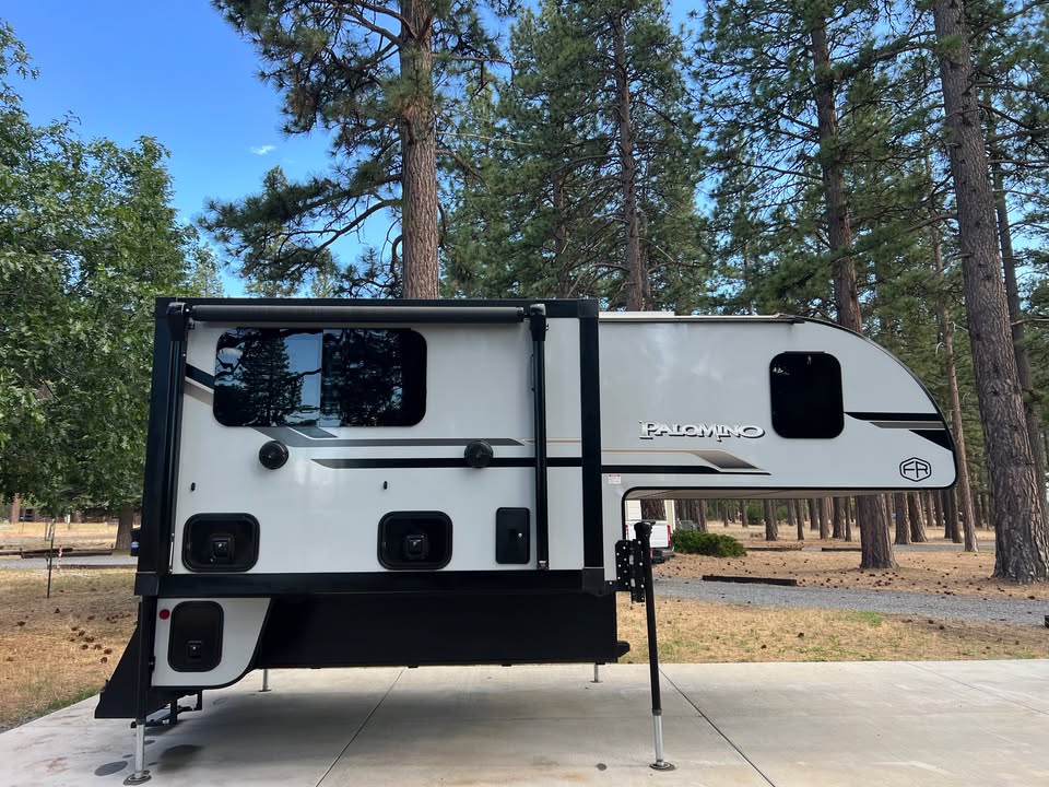 2025 Palomino BackPack HS 3210 With Slide Out and Generator + More in Janesville, CA (photo 6) — photo 6