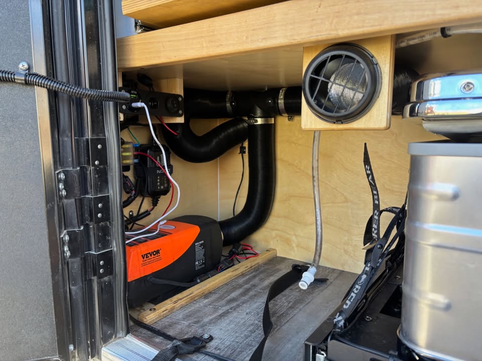 2021 Hiker mid range xl teardrop camper (photo 10) — photo 10