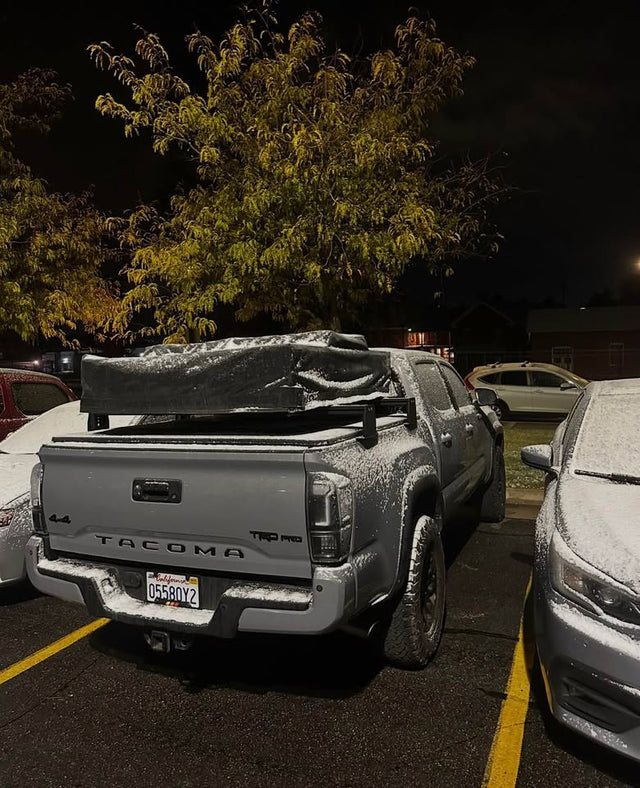 Smittybilt Roof Top Tent & KB VooDoo Billy Bars — photo 2