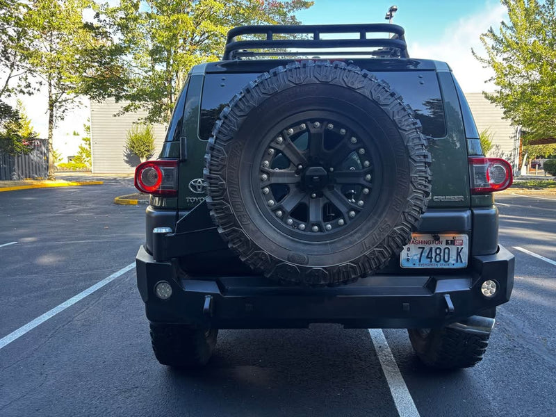 2014 Toyota FJ Cruiser · Sport Utility 2D in Everett, WA (photo 6) — photo 6