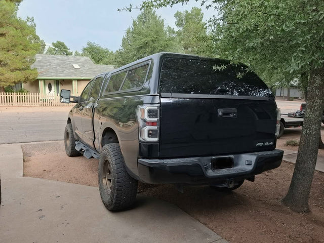 2010 Toyota Tundra · Sr5 — photo 2