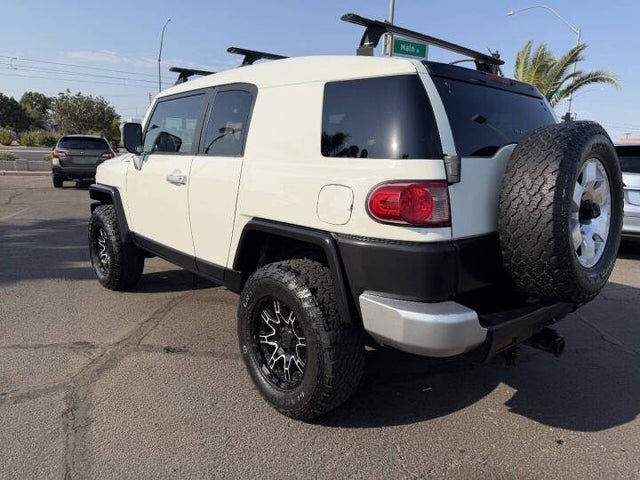 2011 Toyota FJ Cruiser Base — photo 3