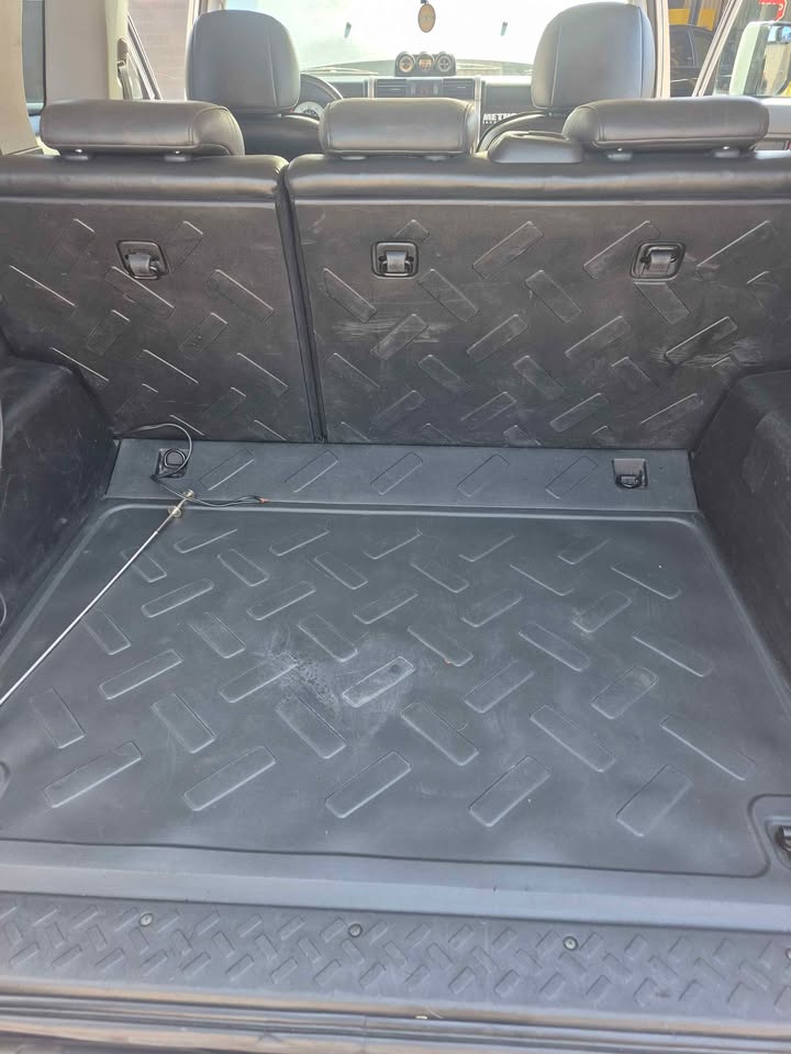 Toyota FJ Cruiser in Scottsdale, AZ (photo 8) — photo 8