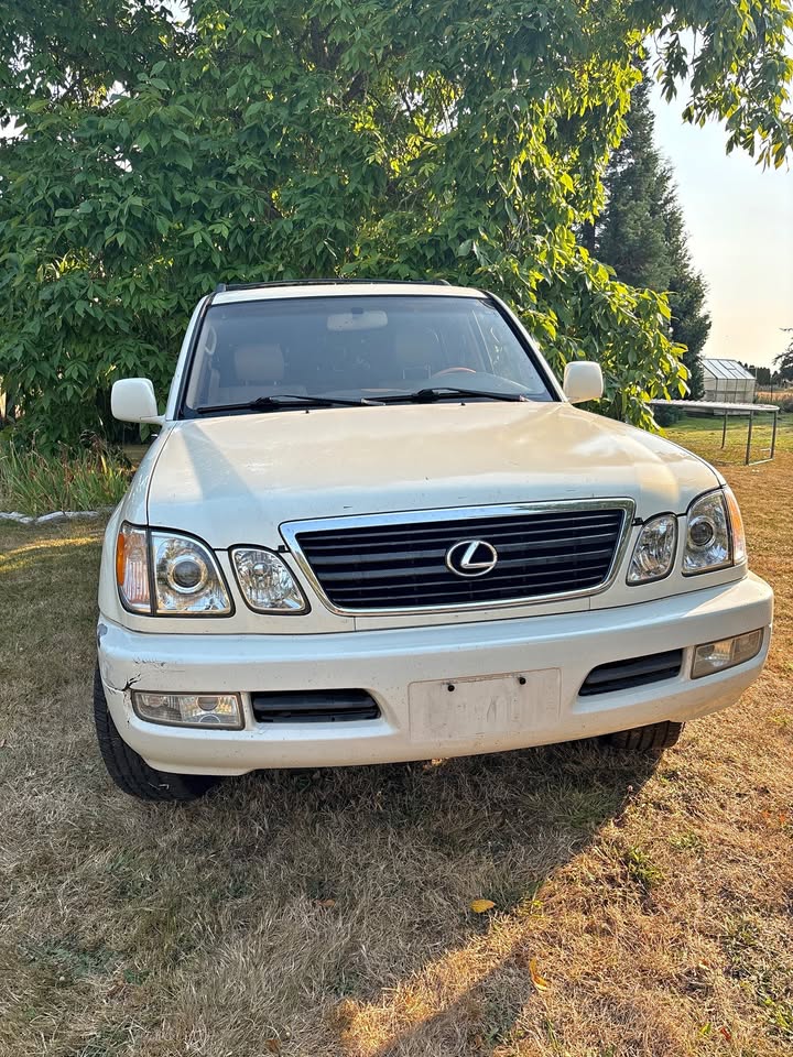 2002 Lexus LX470 (photo 1) — photo 1